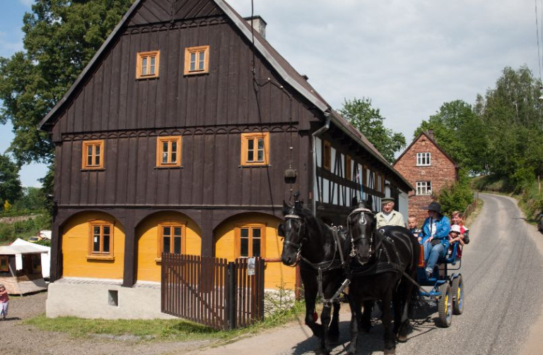 Podstávkový dům Raspenava